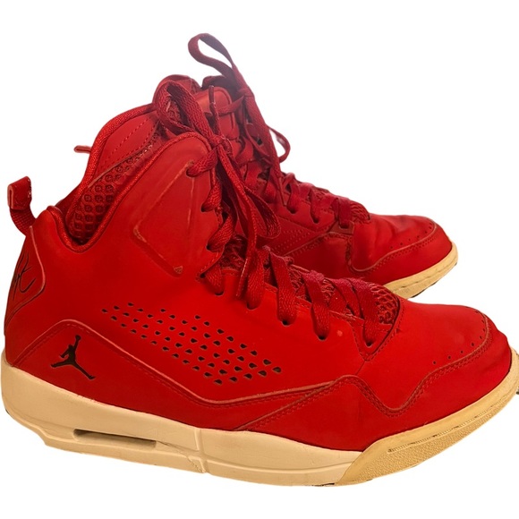 Jordan SC-3 University Red Size 8 - Picture 1 of 9